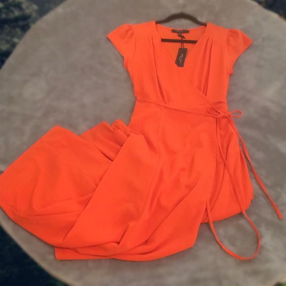 NWT Coral Midi Wrap Dress, Size M - Picture 3 of 4